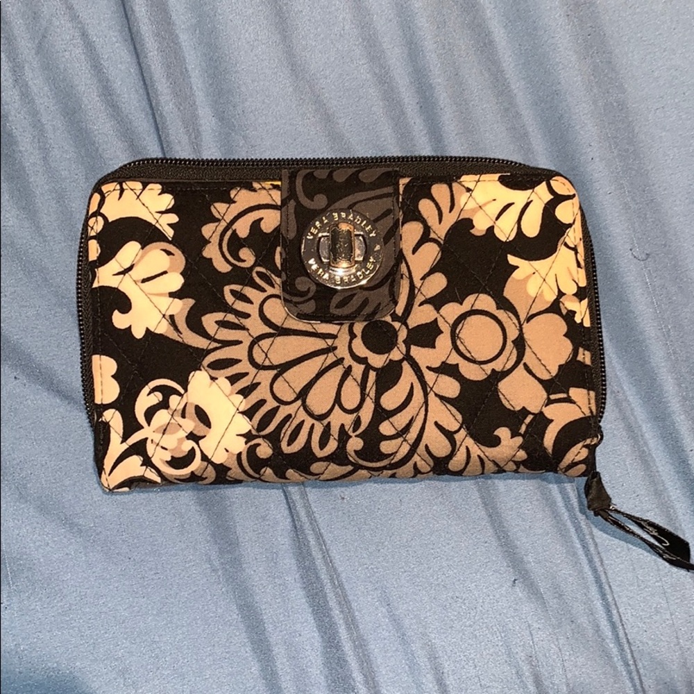 Vera Bradley long wallet